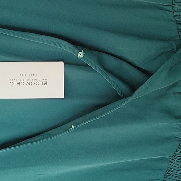 NWT Emerald Green Lace Bottom Dress BloomChic 14/16 1X - Picture 3 of 7